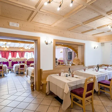 Rosa Otel Canazei