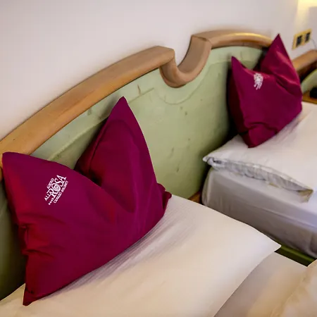 Otel Rosa 3*