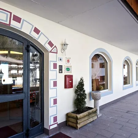 Otel Rosa Canazei