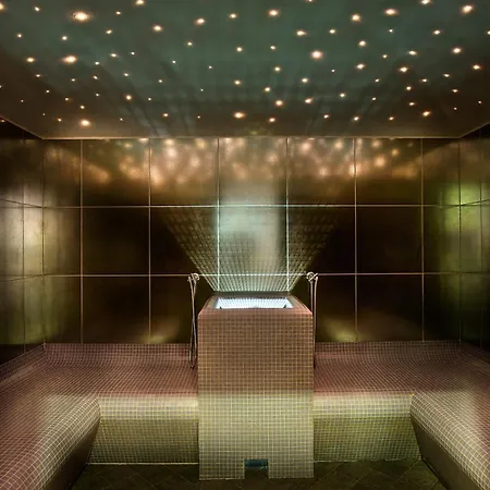Rosa Hotel 3*